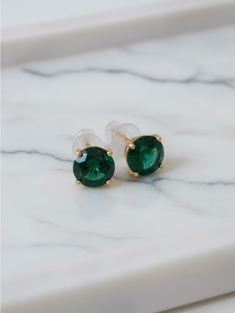 Gold-Setting Blue Sapphire Round Stud Earrings - Women Jewelry - Picture 2 of 3